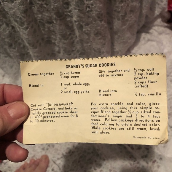 Tupperware Red Party Decorations with Holiday Shapes - Picture 10 of 11